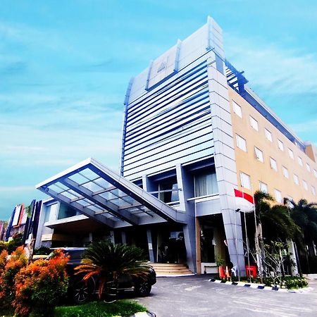 Royal Asnof Hotel Pekanbaru Eksteriør bilde